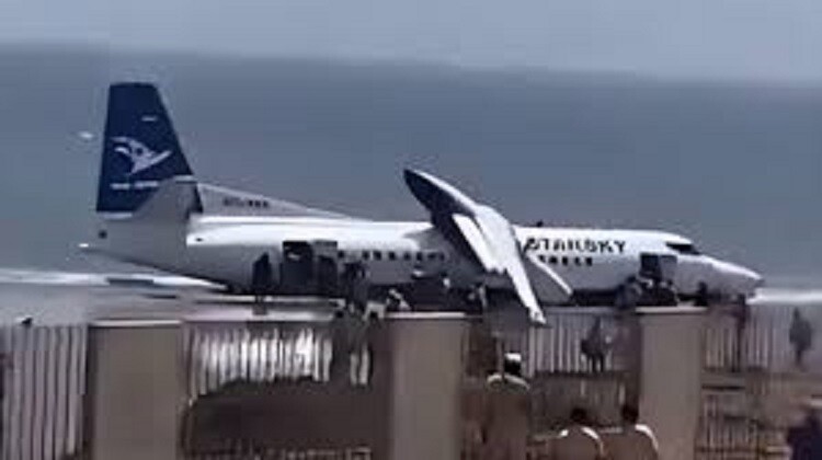 Plane with 55 people crashes in Somalia